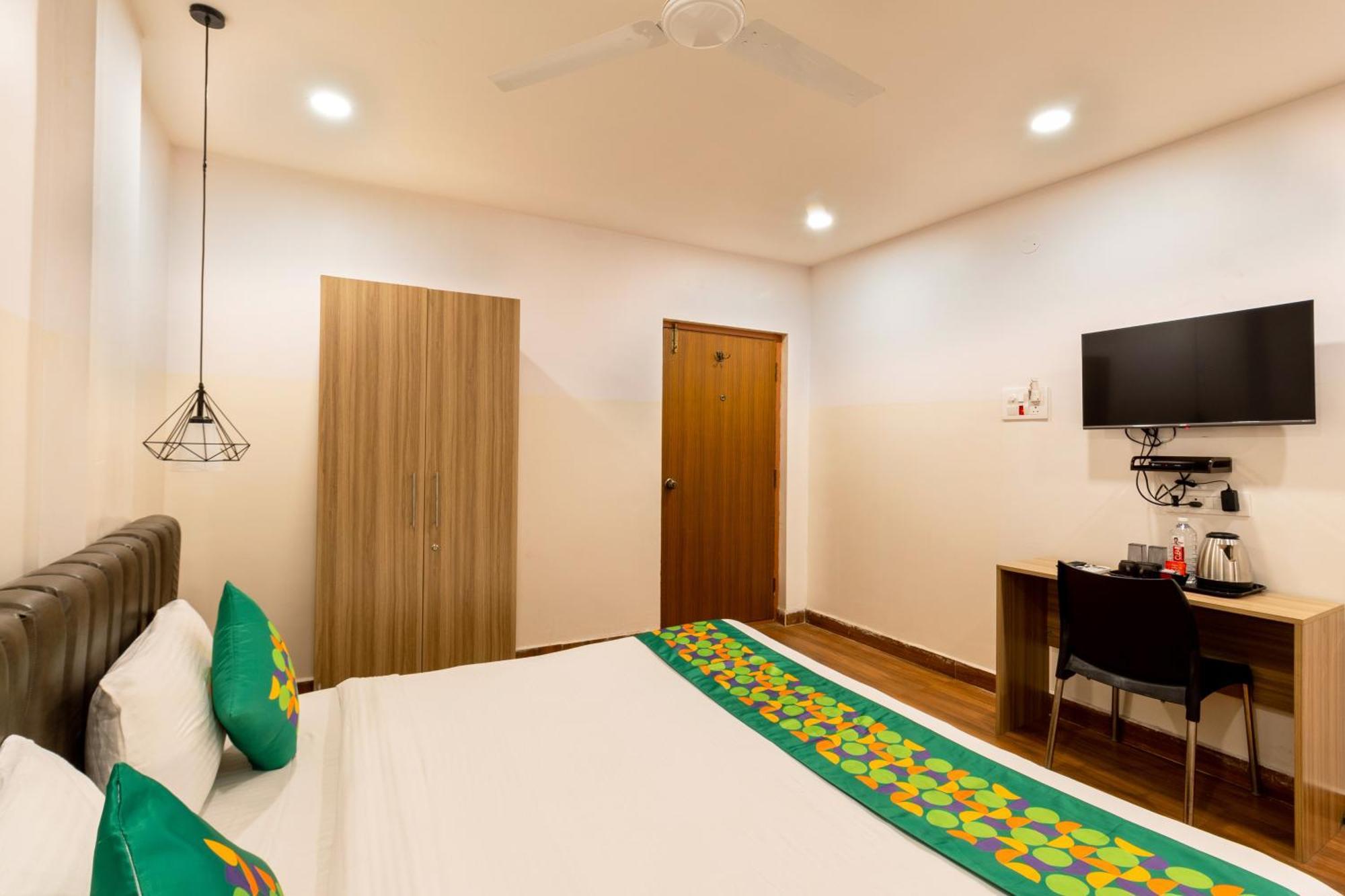 Treebo Seventh Heaven Kukatpally Hyderabad Exterior foto